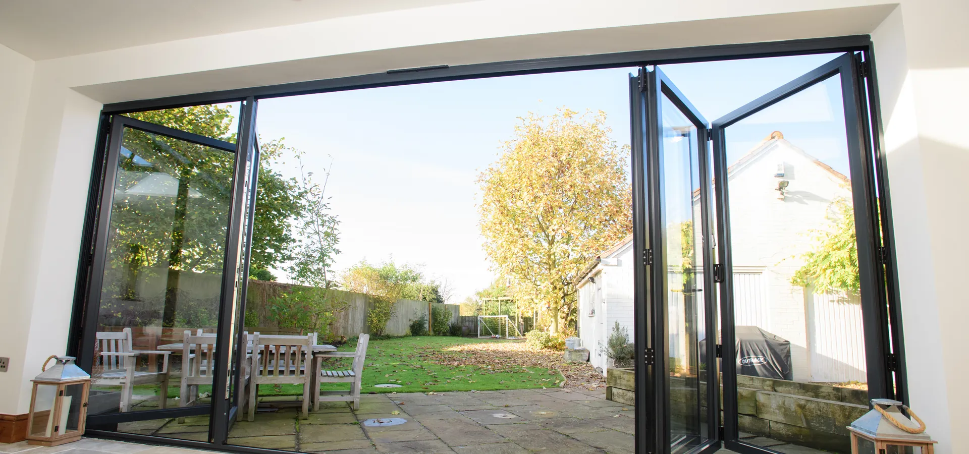 Bifold Barnes